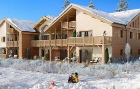 New residential complex with apartments Saint-Chaffrey, فرانسه. 399,000 € از