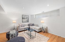9غرفة خانه  Etobicoke, کانادا. C$1,672,000