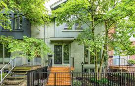  دو خانه بهم متصل – Old Toronto, تورنتو, انتاریو,  کانادا. C$1,953,000