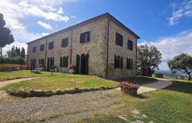 8غرفة ویلا  400 متر مربع Volterra, ایتالیا. 898,000 €