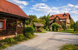 زمین تجاری Karlovac, کرواسی. 1,400,000 €