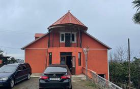 دو خانه بهم چسبیده – Batumi, آجارستان, گرجستان. $150,000