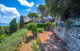18غرفة ویلا  Porto Santo Stefano, ایتالیا. Price on request