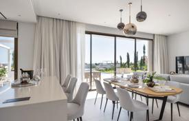 4غرفة دو خانه بهم چسبیده 420 متر مربع Coral Bay, قبرس. 1,800,000 €