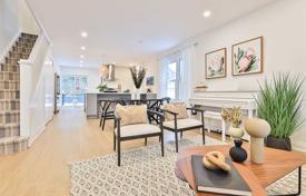 3غرفة  دو خانه بهم متصل Old Toronto, کانادا. C$1,862,000