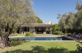 6غرفة ویلا  موگینز(فرانسه), فرانسه. 3,180,000 €