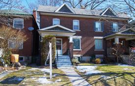  دو خانه بهم متصل – York, تورنتو, انتاریو,  کانادا. C$1,379,000