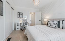 9غرفة  دو خانه بهم متصل Old Toronto, کانادا. C$2,452,000