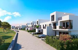 4غرفة  دو خانه بهم متصل 191 متر مربع Sotogrande, اسپانیا. 551,000 €