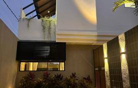 2غرفة ویلا  100 متر مربع South Kuta, اندونزی. $200,000