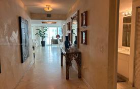 آپارتمان کاندو – Collins Avenue, میامی, فلوریدا,  ایالات متحده آمریکا. $1,250,000