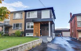  دو خانه بهم متصل – نورث یورک, تورنتو, انتاریو,  کانادا. C$1,165,000