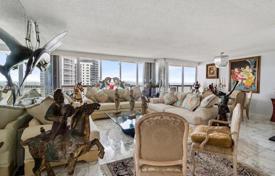 3غرفة شقق في الوحدات السكنية 171 متر مربع North Bayshore Drive, ایالات متحده آمریکا. $850,000