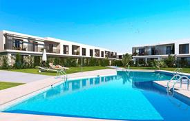 4غرفة  دو خانه بهم متصل 216 متر مربع Sotogrande, اسپانیا. 764,000 €
