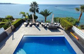 5غرفة دو خانه بهم چسبیده 200 متر مربع Coral Bay, قبرس. 2,500,000 €
