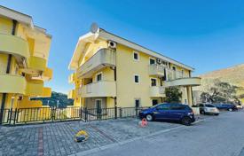 3غرفة آپارتمان  167 متر مربع Petrovac, مونته نگرو. 248,000 €