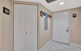 آپارتمان کاندو – Pembroke Pines, Broward, فلوریدا,  ایالات متحده آمریکا. $275,000