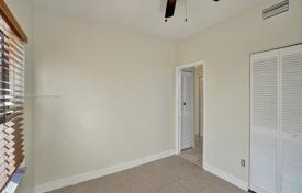 آپارتمان کاندو – Pembroke Pines, Broward, فلوریدا,  ایالات متحده آمریکا. $330,000