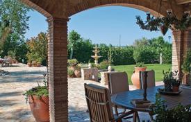 8غرفة خانه  430 متر مربع خیرونا (شهر), اسپانیا. 699,000 €