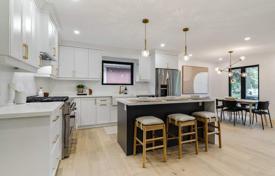 11غرفة خانه  Etobicoke, کانادا. C$2,113,000