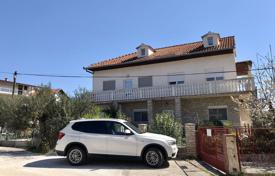 دو خانه بهم چسبیده – Rogoznica (Sibenik-Knin), Sibenik-Knin, کرواسی. 800,000 €