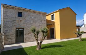 4غرفة خانه  187 متر مربع Bale, کرواسی. 750,000 €