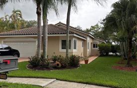 خانه  – Pembroke Pines, Broward, فلوریدا,  ایالات متحده آمریکا. $669,000