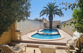 3غرفة خانه  220 متر مربع Santa-Luchiia, مالت. 950,000 €