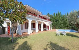 6غرفة خانه  639 متر مربع Alella, اسپانیا. 1,600,000 €