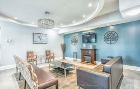 5غرفة آپارتمان  اسکاربرو، تورنتو, کانادا. C$708,000