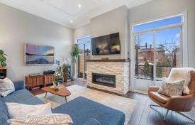 3غرفة خانه  Etobicoke, کانادا. C$2,502,000