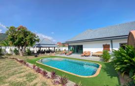 4غرفة خانه  1600 متر مربع Phuket Town, تایلند. $895,000