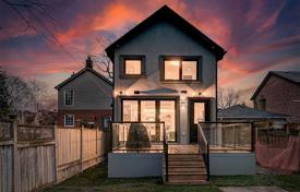9غرفة خانه  Etobicoke, کانادا. C$2,293,000