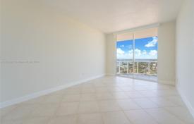 آپارتمان کاندو – Surfside, فلوریدا, ایالات متحده آمریکا. $599,000
