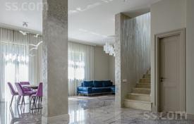 7غرفة  دو خانه بهم متصل 340 متر مربع یورمالا, لتونی. 2,000,000 €