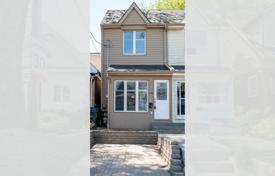  دو خانه بهم متصل – East York, تورنتو, انتاریو,  کانادا. C$1,004,000