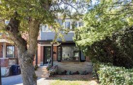 6غرفة خانه  Etobicoke, کانادا. C$1,763,000