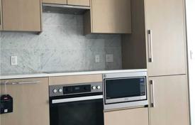 4غرفة آپارتمان  نورث یورک, کانادا. C$894,000