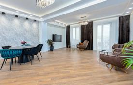 5غرفة آپارتمان  140 متر مربع تفلیس, گرجستان. $420,000