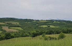 زمین تجاری Castelnuovo di Val di Cecina, ایتالیا. 1,490,000 €