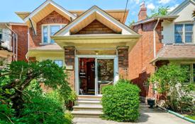 3غرفة خانه  Old Toronto, کانادا. C$1,976,000