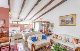 2غرفة آپارتمان  152 متر مربع آتن, یونان. 450,000 €