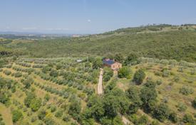 20غرفة کاخ  454 متر مربع Perugia, ایتالیا. 950,000 €