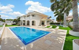 4غرفة ویلا  463 متر مربع La Caleta, اسپانیا. 3,500,000 €
