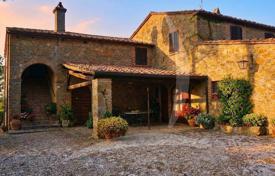 6غرفة ویلا  600 متر مربع Pienza, ایتالیا. 1,950,000 €