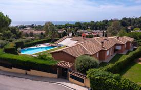 8غرفة ویلا  877 متر مربع Sant Andreu de Llavaneres, اسپانیا. 2,800,000 €