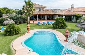 دو خانه بهم چسبیده – مایورکا, جزایر بالئاری, اسپانیا. 3,700 € هفته ای