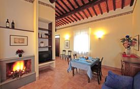 25غرفة دو خانه بهم چسبیده Siena, ایتالیا. 1,950,000 €