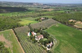 11غرفة ویلا  620 متر مربع Siena, ایتالیا. 2,900,000 €