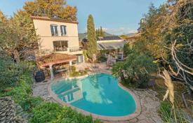 9غرفة ویلا  Toulon, فرانسه. 1,370,000 €